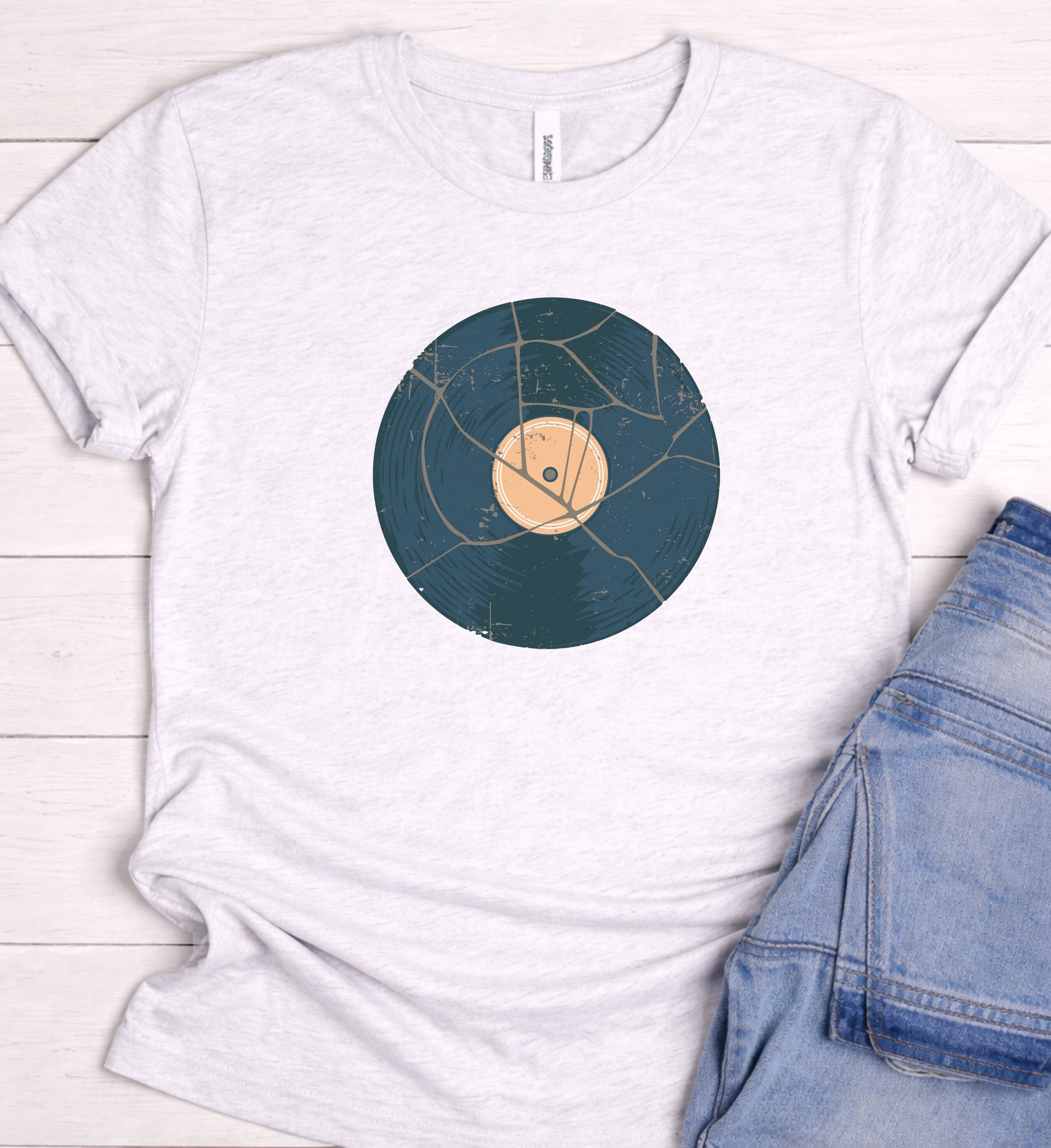 Vintage Vinyl Shirt – Retro Cracked Record Graphic Tee