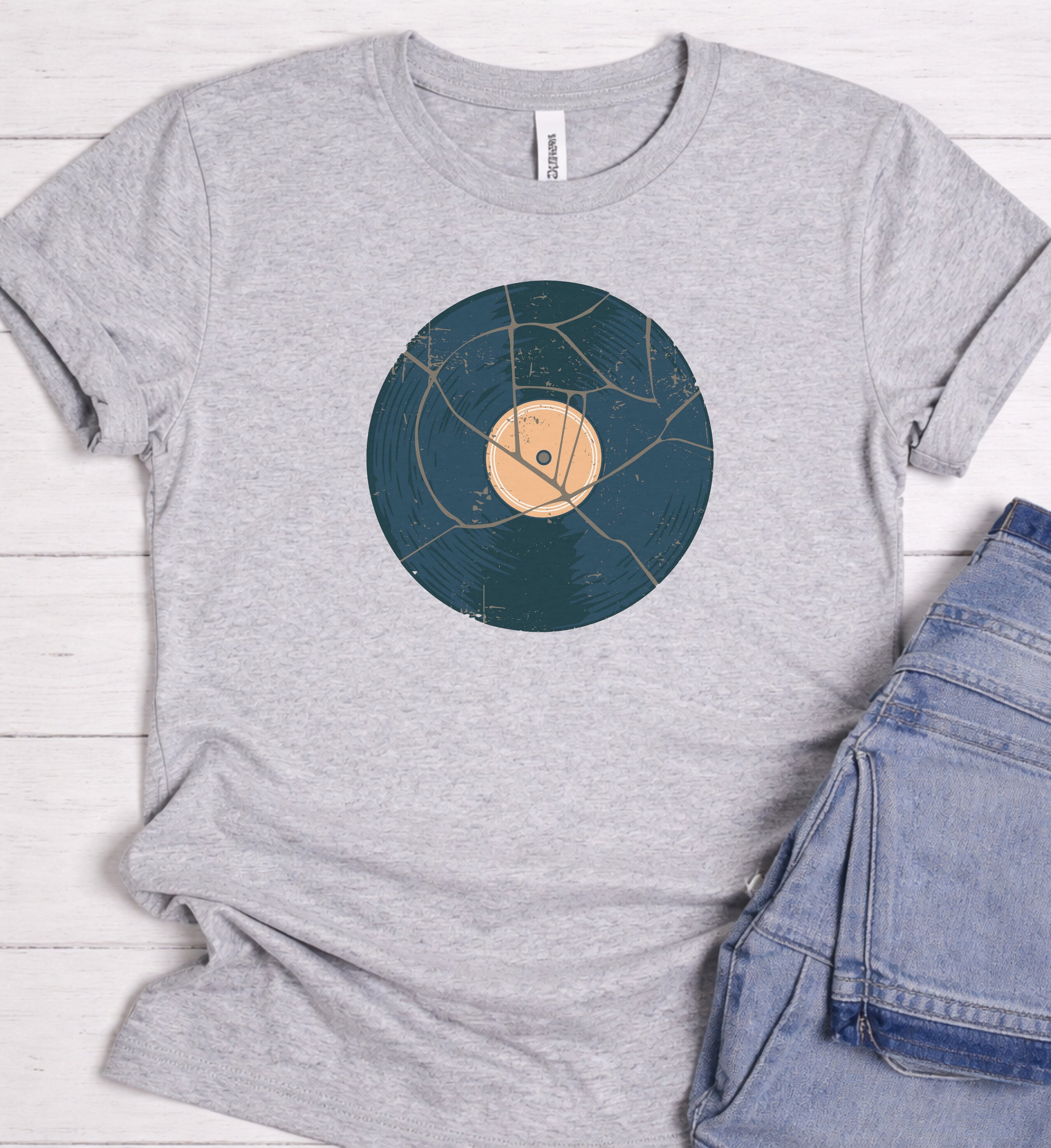 Vintage Vinyl Shirt – Retro Cracked Record Graphic Tee