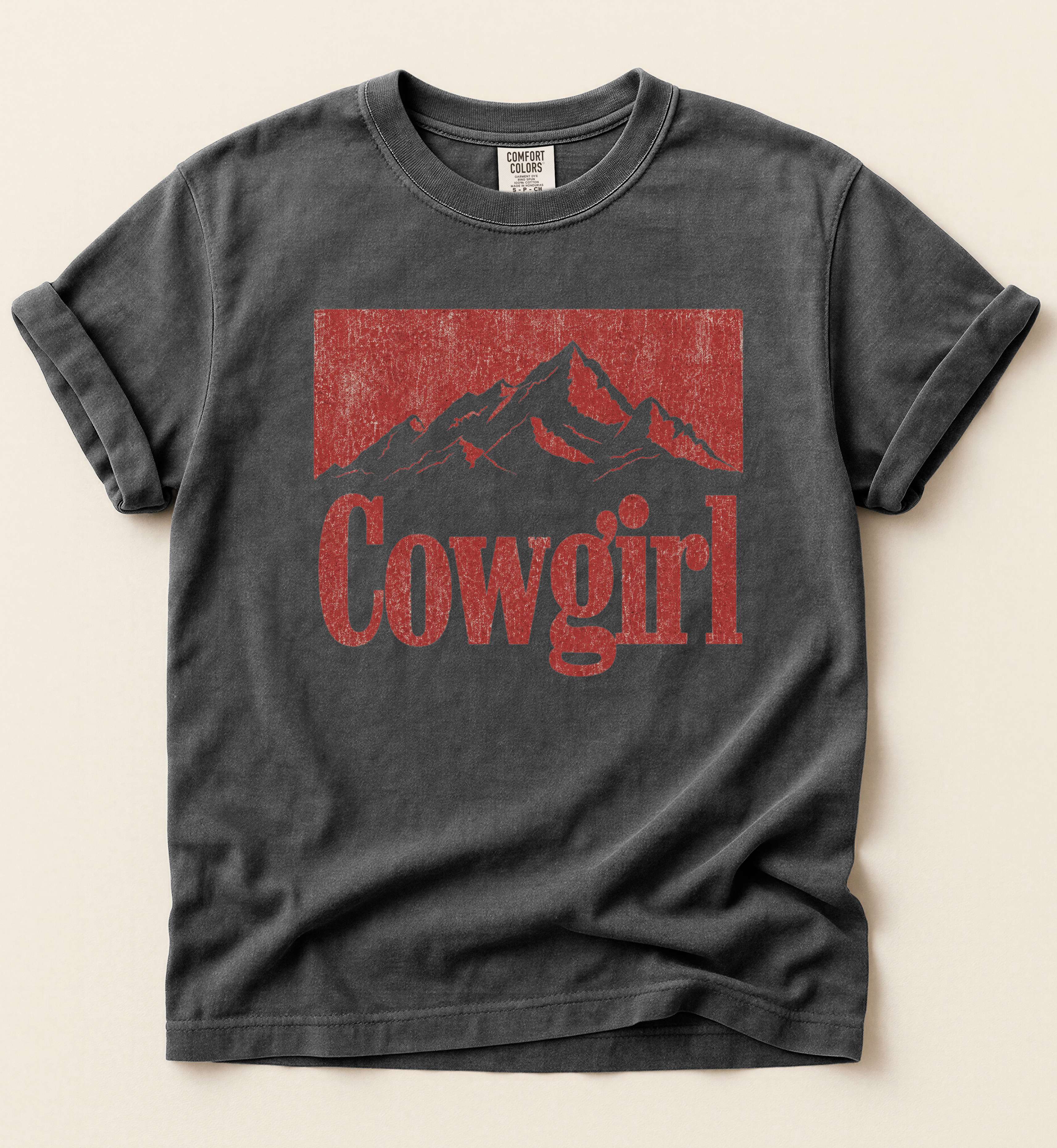 Cowgirl – Vintage Western Mountain Tee